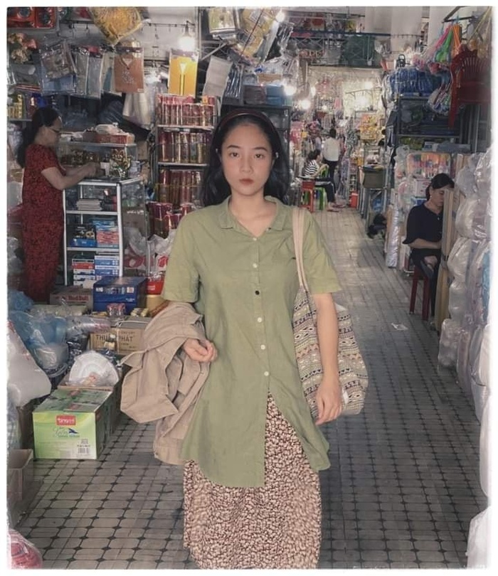 Cô gái Gen Z mê mẩn áo dài truyền thống, tích cực theo đuổi thời trang hướng tới môi trường-3