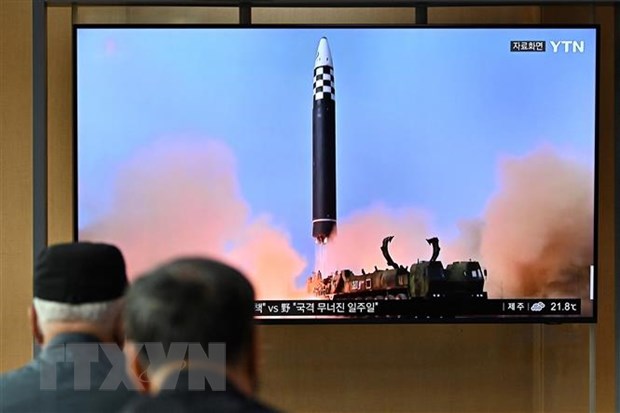 Hàn Quốc: Triều Tiên phóng 2 tên lửa tầm ngắn ra vùng biển phía Đông-1