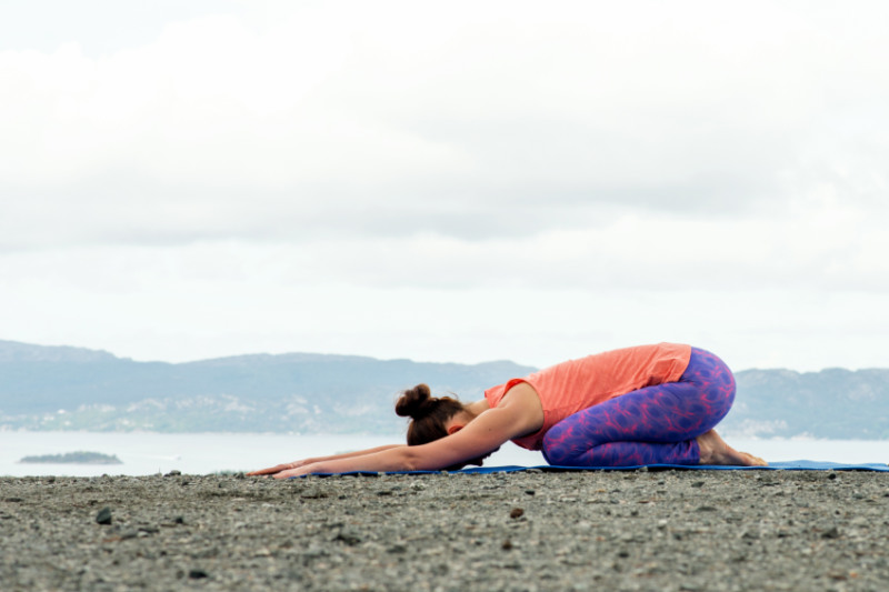 Các tư thế yoga đơn giản lại hiệu quả để giảm đau nửa đầu mà bạn không nên bỏ qua-5