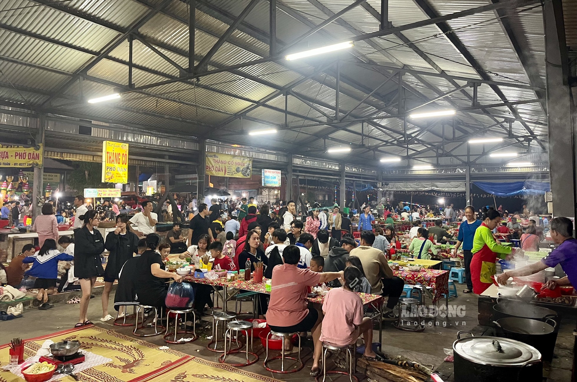 Sắc màu chợ đêm San Thàng nơi vùng Biên Lai Châu-3