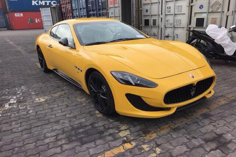 Maserati GranTurismo ở Sài Gòn bị ngân hàng "siết nợ", bán 5,5 tỷ-9