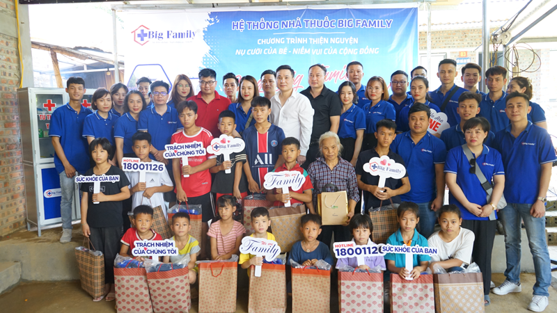 Hệ thống nhà thuốc Big Family và hành trình về Hà Giang thực hiện chuyến thiện nguyện hè “Nụ cười của bé – Niềm vui của cộng đồng”-5