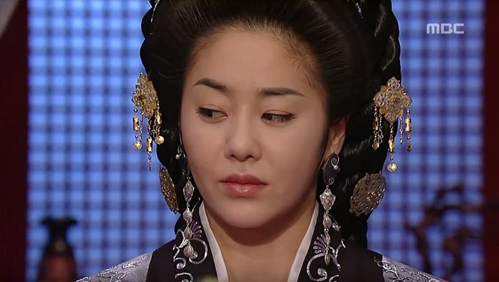 Sao nữ 'tay ngang' diễn xuất thành công nhất Hàn Quốc: Từ Hoa hậu đến Idol đều có-2