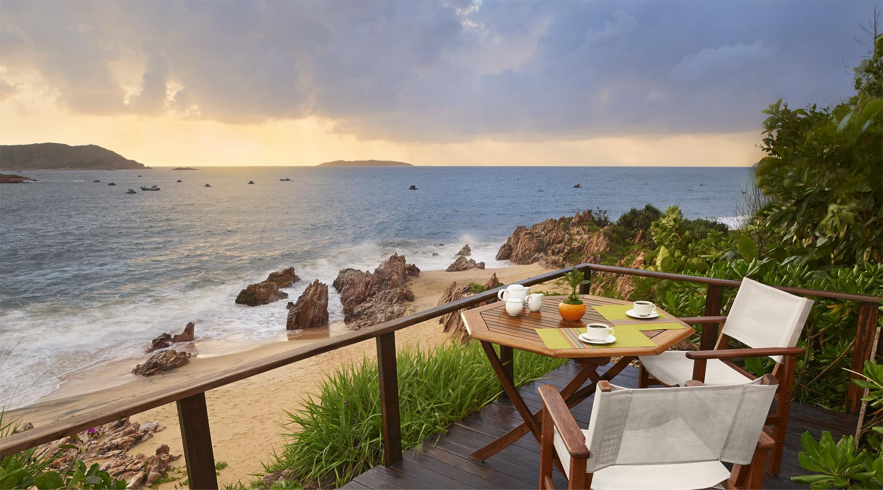 Resort được mệnh danh là “hòn ngọc bí ẩn” của Quy Nhơn, đặc biệt có bể bơi nước mặn lớn nhất Việt Nam-4