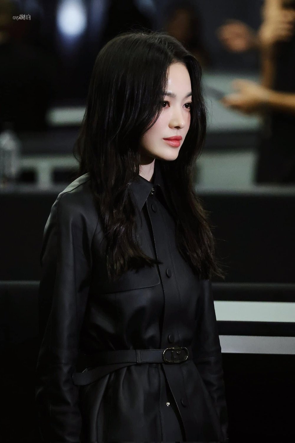 Song Hye Kyo chứng minh danh xưng "tình đầu quốc dân" qua ảnh chụp lén-2