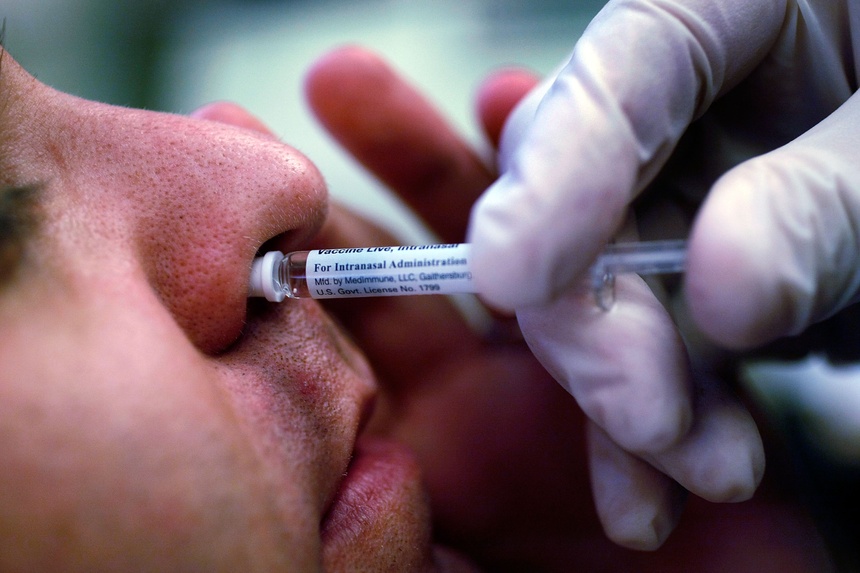 Những điều cần biết về Vaccine Covid-19 tiêm qua mũi-1