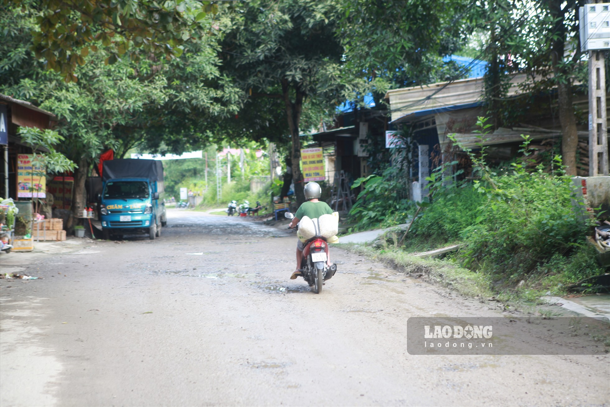 Lào Cai: Nhà nứt, giếng nước cạn khô do khai thác quặng trong hầm lò-5