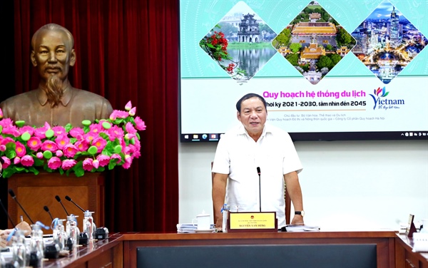 Bộ trưởng Nguyễn Văn Hùng: Quy hoạch phải làm rõ đóng góp của ngành Du lịch với nền kinh tế-2