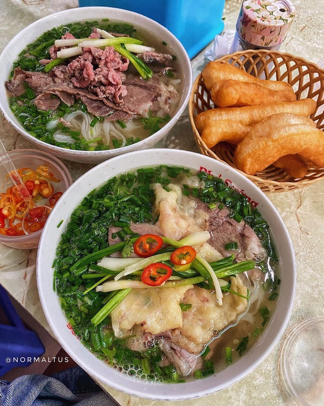 Việt Nam có 8 món ăn được báo nước ngoài khen ngợi: Toàn đặc sản đến khách Tây phải “nghiện”-1