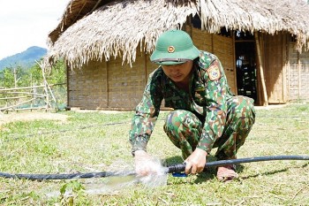 Lớp học tiếng Lào của những chiến sĩ quân hàm xanh-3