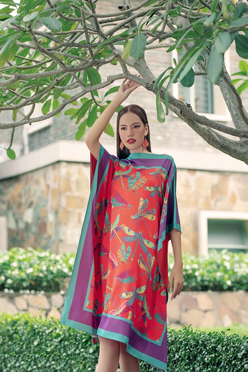 Top 5 Hương Ly & Hoàng Phương mặc váy VUNGOC&SON dạo phố-6