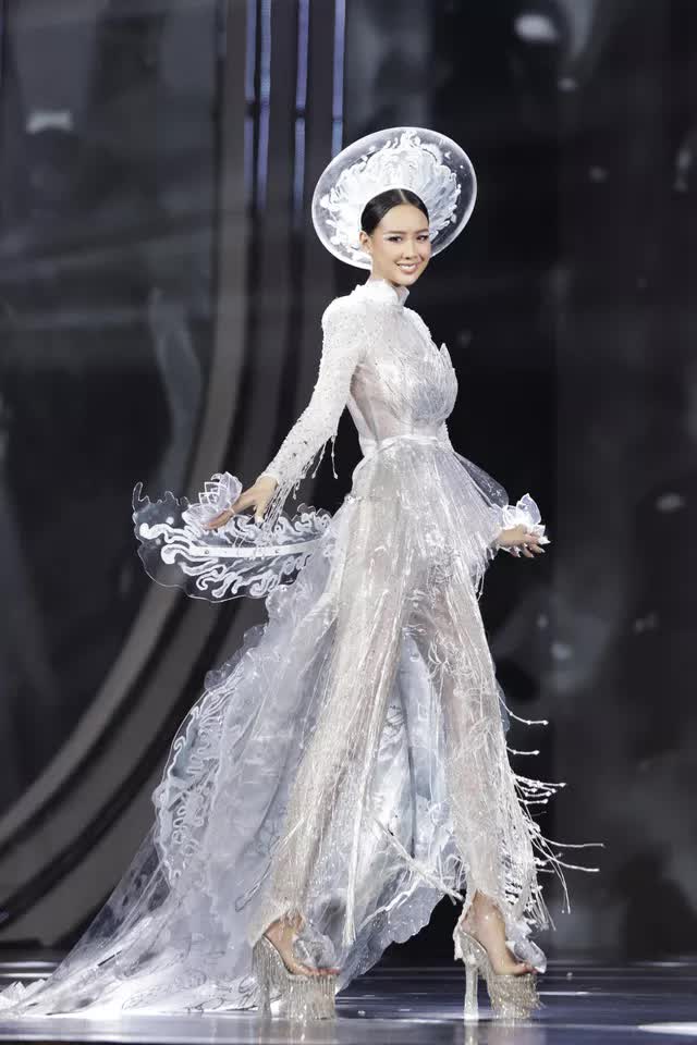 Những bộ trang phục văn hóa dân tộc ấn tượng tại Miss Grand Vietnam 2022-16