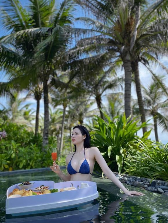 Mỹ nhân Việt và hội gái xinh 'xả ảnh' bikini, áo tắm nóng bỏng 'thôi miên' người xem-3