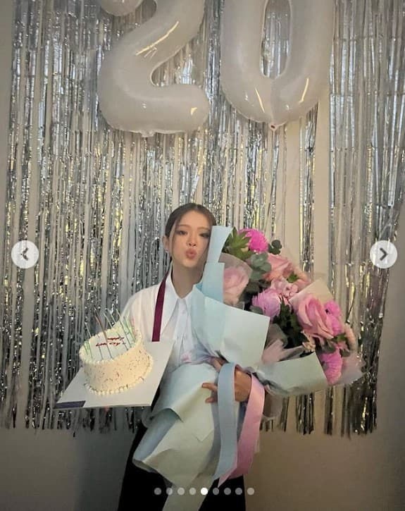Đón tuổi 20, Linh Ka tham dự New York Fashion Week, được khen ngày càng xinh đẹp và gợi cảm-8