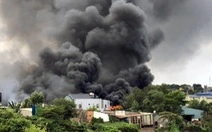 Cháy lớn xưởng sản xuất tượng rộng cả ngàn mét vuông tại Đồng Nai-img