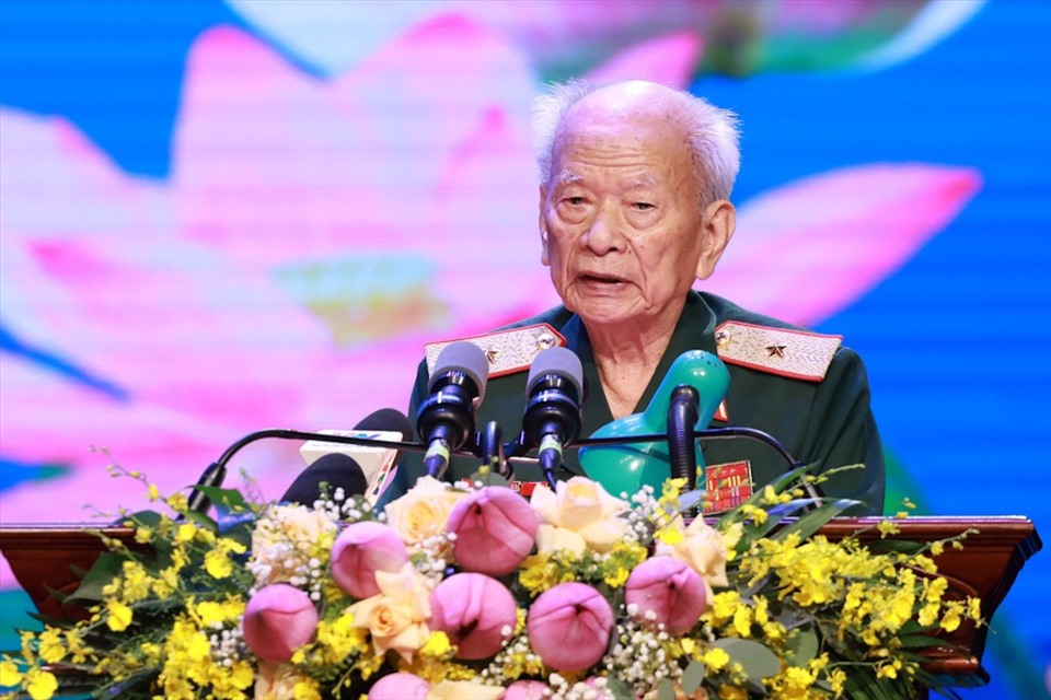 Toàn cảnh lễ kỷ niệm trọng thể 60 năm quan hệ Việt Nam - Lào-7