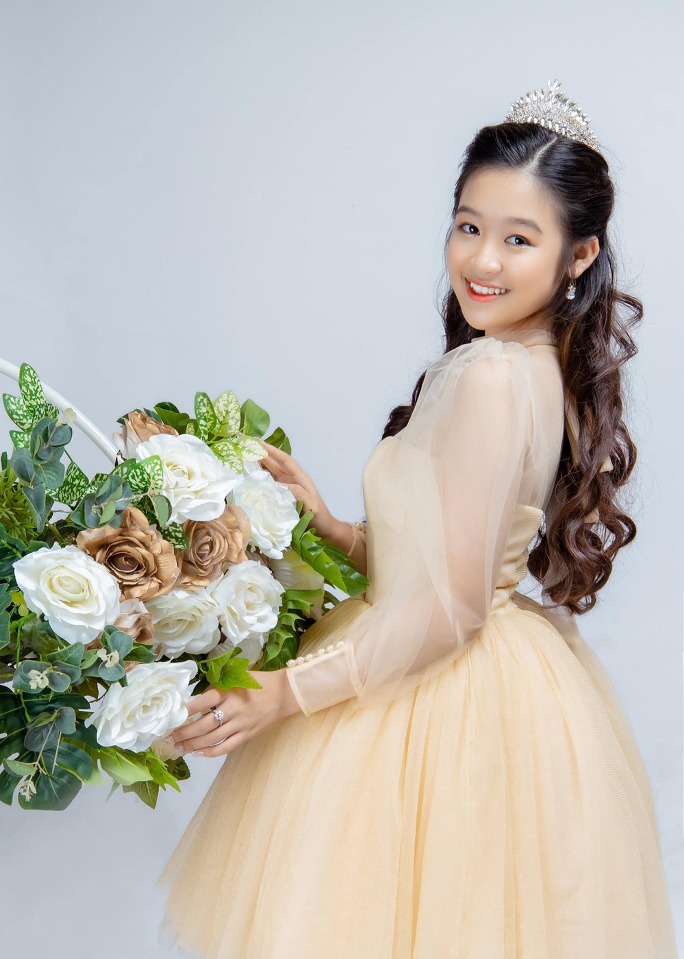 Hoa khôi nhí gốc Cần Thơ lại có dịp đọ sắc Hoa hậu-13