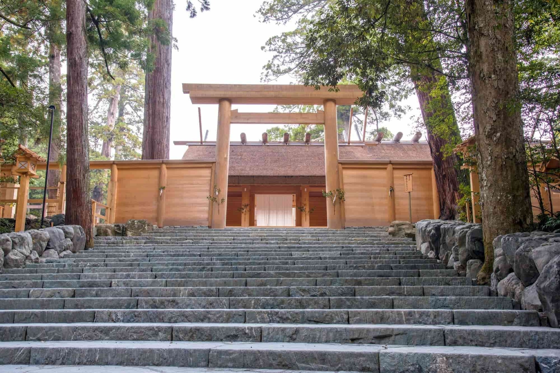 Ngôi đền Nhật cứ 20 năm được dỡ ra xây lại một lần-6