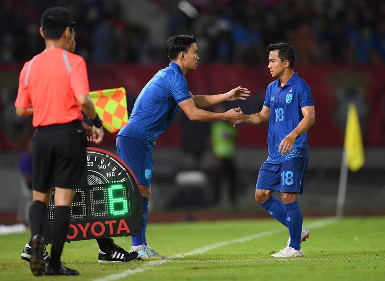 ‘Messi Thái’ Chanathip Songkrasin chấn thương, tuyển Thái Lan thua sốc Malaysia ở King's Cup-1