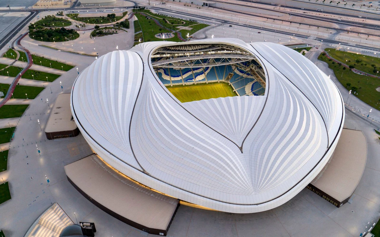 QatarEnergy: Gã khổng lồ khí đốt đứng sau sự giàu có của chủ nhà World Cup 2022-1