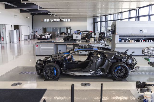 Tổng hành dinh Bugatti: Lâu đài di sản của siêu xe danh tiếng bậc nhất thế giới-7