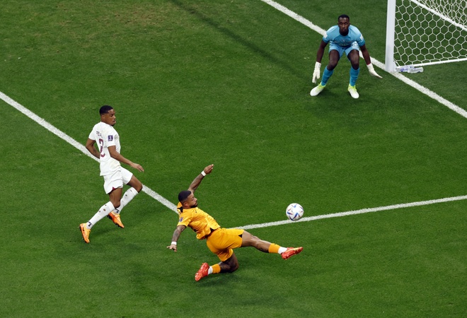 Hà Lan 0-0 Qatar: Cựu tiền đạo MU lần đầu đá chính-1