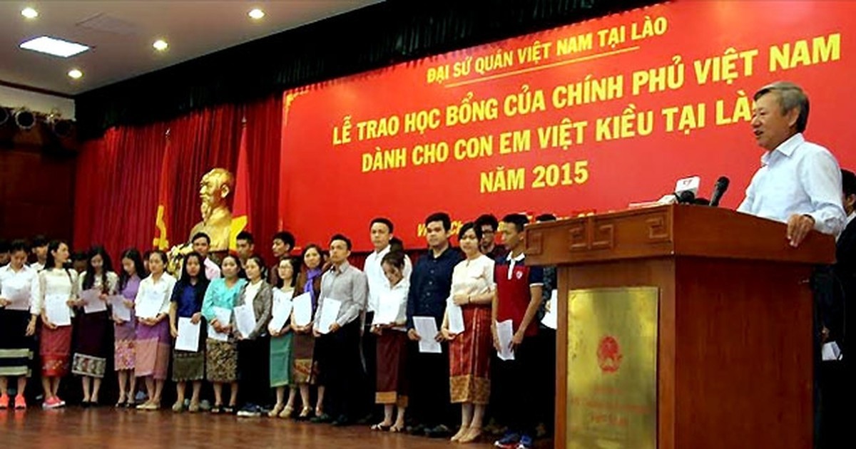 Phát huy chiều sâu văn hóa trong tâm hồn nhân dân Việt Nam-Lào-2