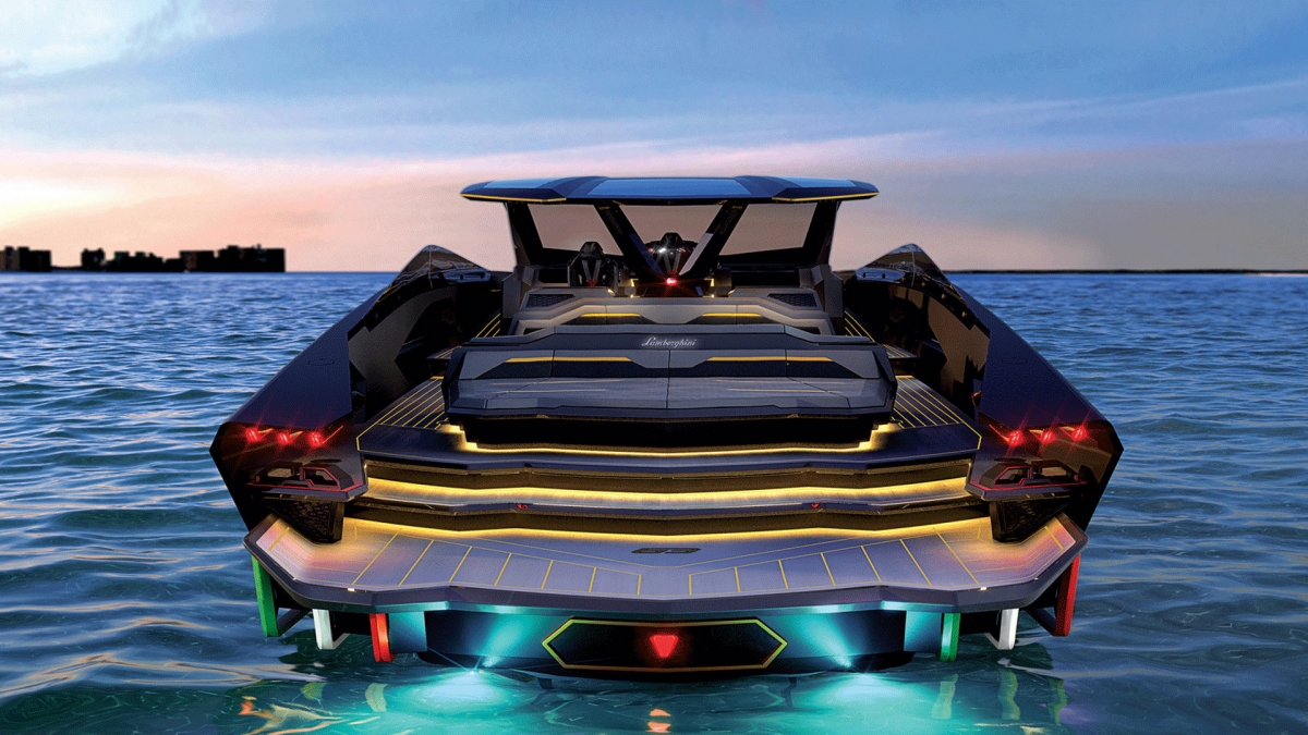 Cận cảnh siêu du thuyền Tecomar Lamborghini 63 4.000 mã lực-12