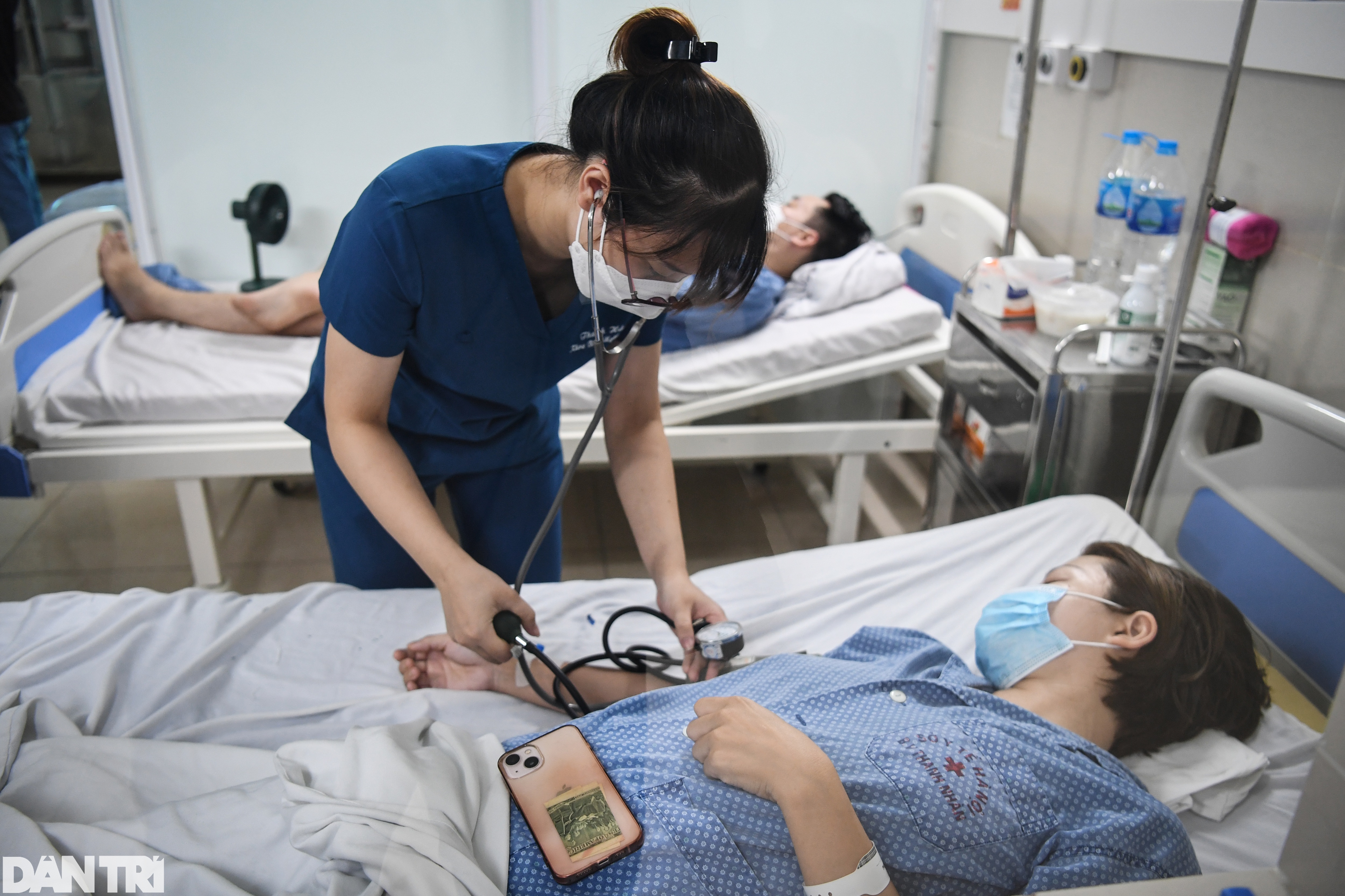 Nóng: Bệnh cúm ở Hà Nội tăng mạnh, có ca phải thở máy-1