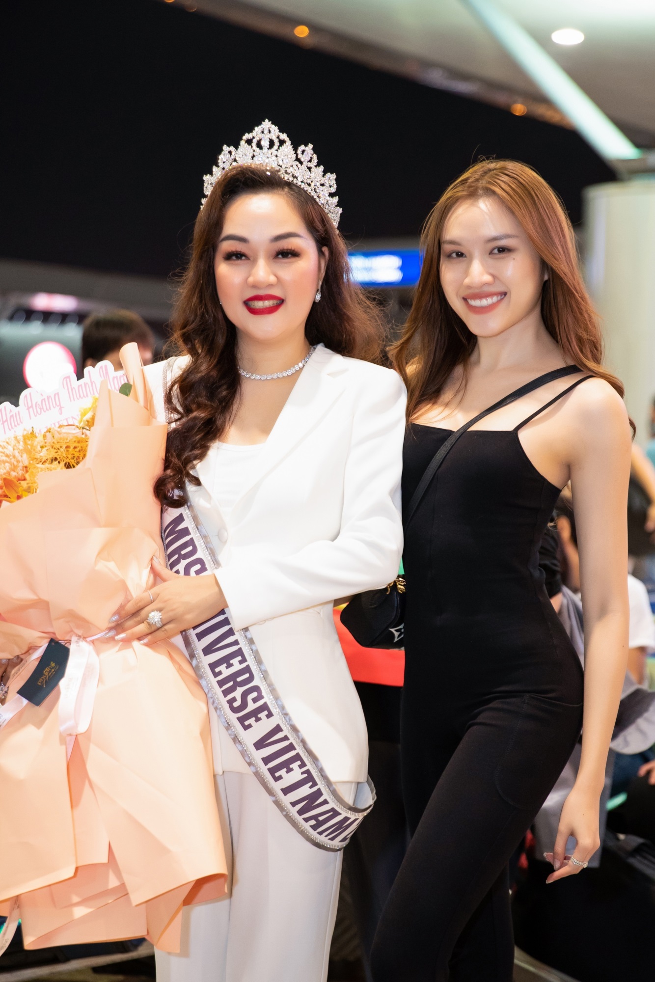 Hoa hậu Quý bà Hoàn vũ Việt Nam Hoàng Thanh Nga chính thức lên đường đi Sofia tham dự Mrs Universe 2023-3