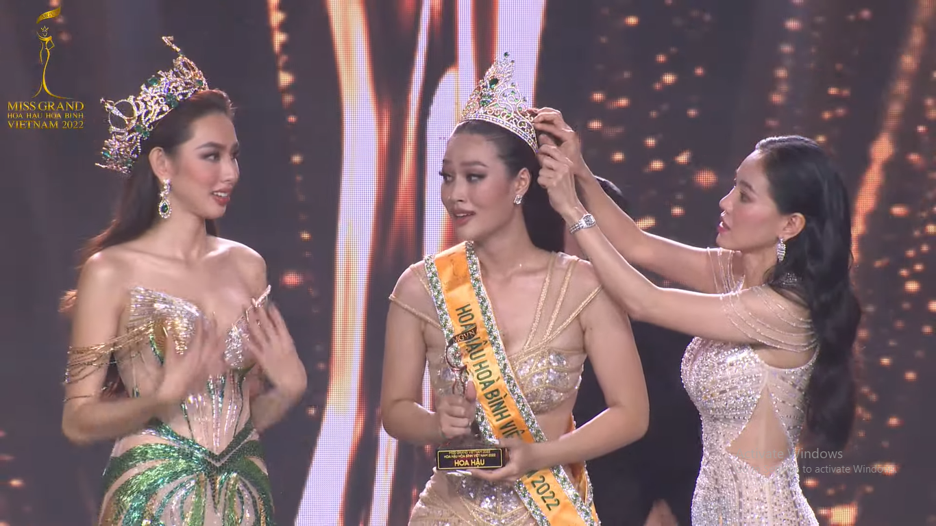 Đoàn Thiên Ân là Hoa hậu Hoà bình Việt Nam 2022-1