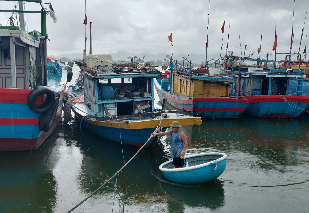 Quảng Nam: Từ 0h ngày 26/9 cấm tàu thuyền ra khơi-4