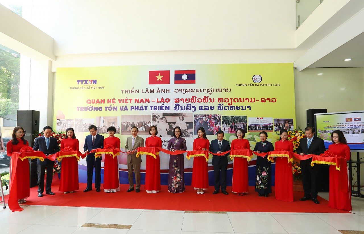 Quan hệ Việt Nam - Lào: Trường tồn và Phát triển-1