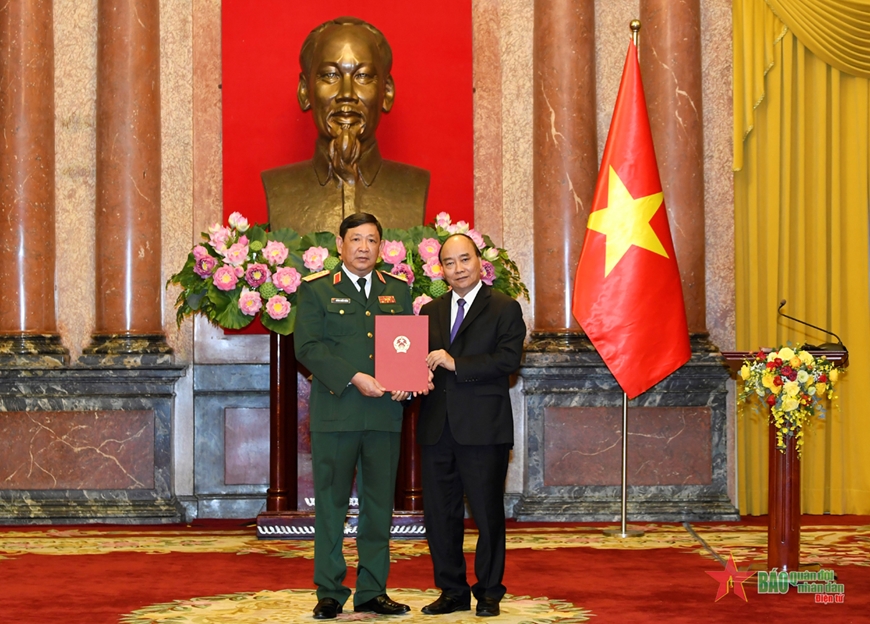 Chân dung Phó tổng Tham mưu trưởng Huỳnh Chiến Thắng được thăng hàm Thượng tướng-1