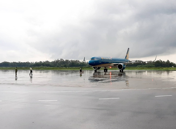 10 sân bay tại Việt Nam 'đóng cửa' vì bão Noru-cover-img