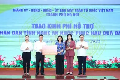 Phó Bí thư Thường trực Thành ủy: TP Hà Nội luôn hướng về Nghệ An-cover-img