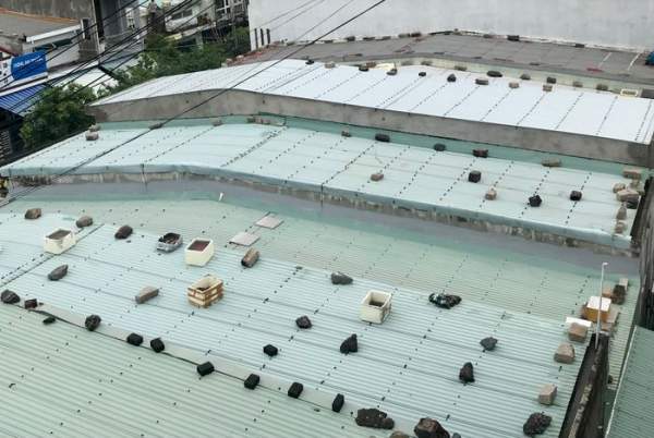 Cận cảnh người Đà Nẵng hối hả gia cố mái nhà chống siêu bão-10