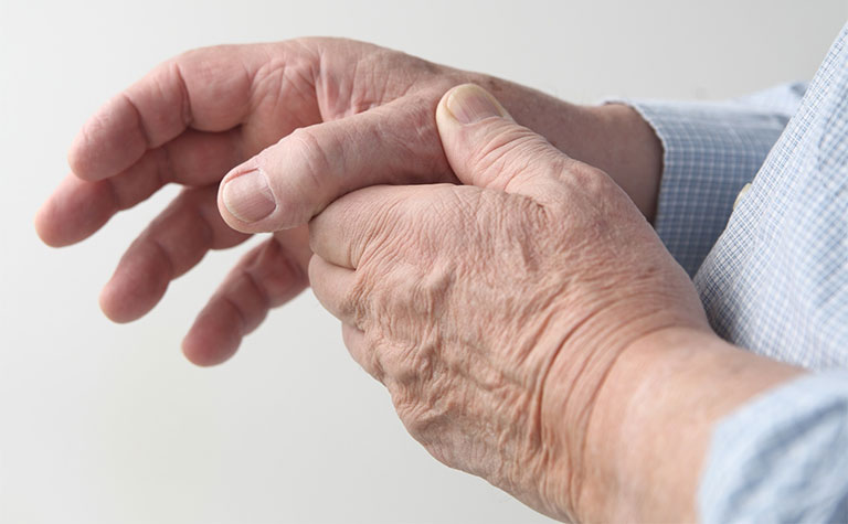 Nguyên nhân và phương pháp điều trị đau khớp ngón tay cái-3
