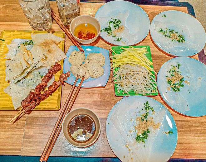 Bánh đập Nha Trang - món ăn đặc biệt của thành phố biển khiến nhiều du khách phải mê mẩn-3