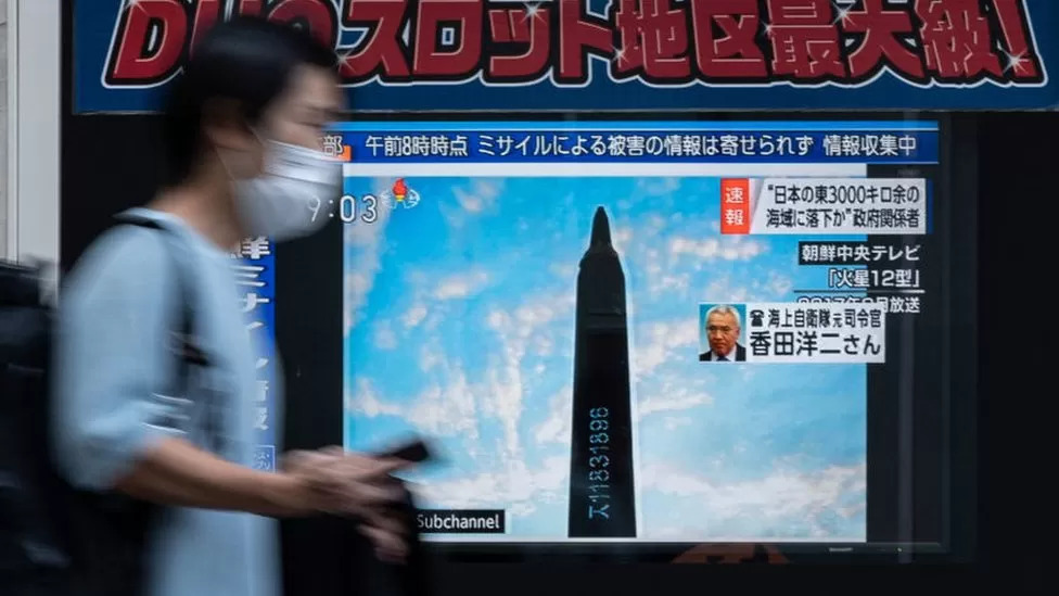 Triều Tiên phóng tên lửa đạn đạo qua vùng biển Nhật Bản-1
